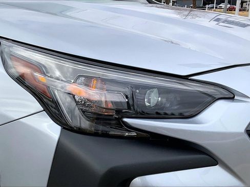Certified 2025 Subaru Outback Premium image 32