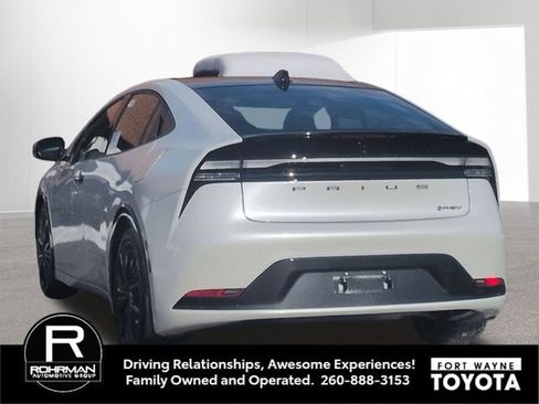 New 2026 Toyota Prius Plug-In Hybrid image 7