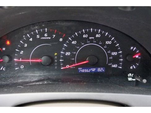 Used 2010 Toyota Camry image 15