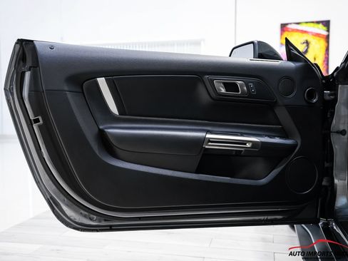 Used 2021 Ford Mustang Shelby GT500 w/ Carbon Fiber Track Pack RWD image 49