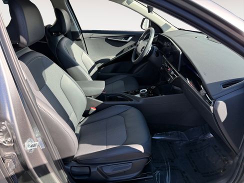 Used 2023 Kia Niro EX w/ EX Cold Weather Package image 19