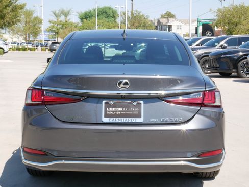 Used 2023 Lexus ES 250 w/ Premium Package AWD/4WD image 7