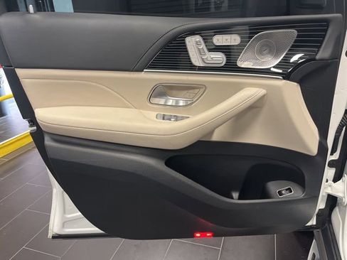 Used 2024 Mercedes-Benz GLS 63 AMG 4MATIC image 10