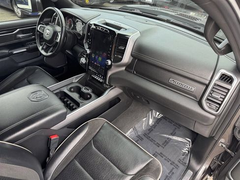 Used 2022 RAM 1500 Laramie AWD/4WD image 18