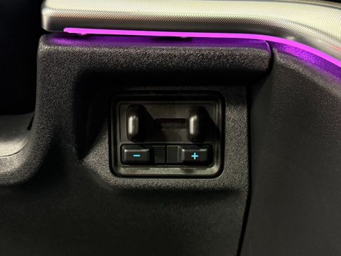 Used 2025 Ford Expedition Max Platinum image 24