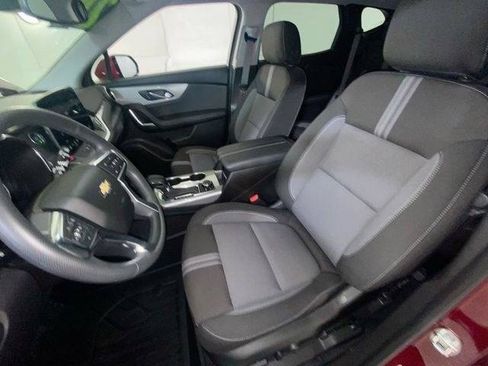 Used 2024 Chevrolet Blazer LT w/ Convenience Package FWD image 14