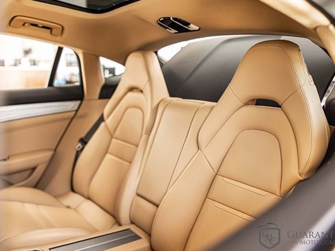 Used 2023 Porsche Panamera 4S AWD/4WD image 34