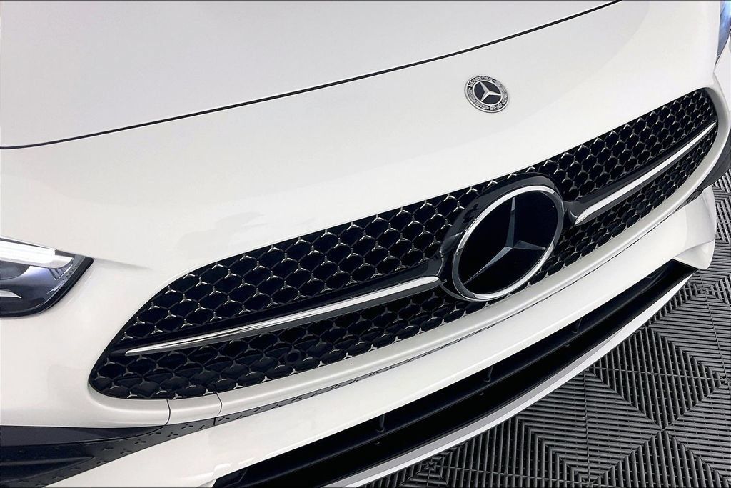 Certified 2024 Mercedes-Benz CLE 450 4MATIC Coupe w/ Driver Assistance Package image 20