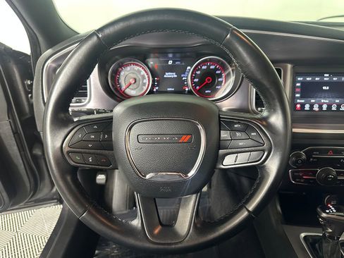 Used 2020 Dodge Charger SXT RWD image 21