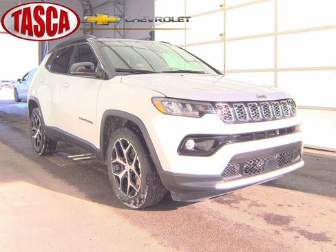 Used 2024 Jeep Compass Limited AWD/4WD image 1