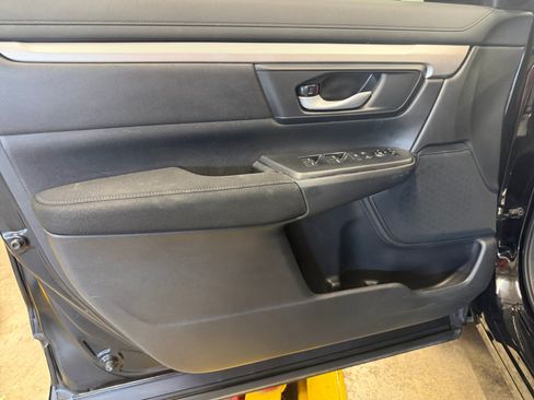 Used 2021 Honda CR-V Special Edition image 25