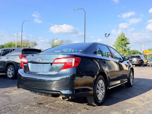 Used 2012 Toyota Camry LE FWD image 4