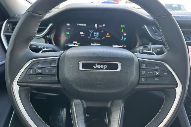 Used 2024 Jeep Grand Cherokee Limited 4xe AWD/4WD image 28