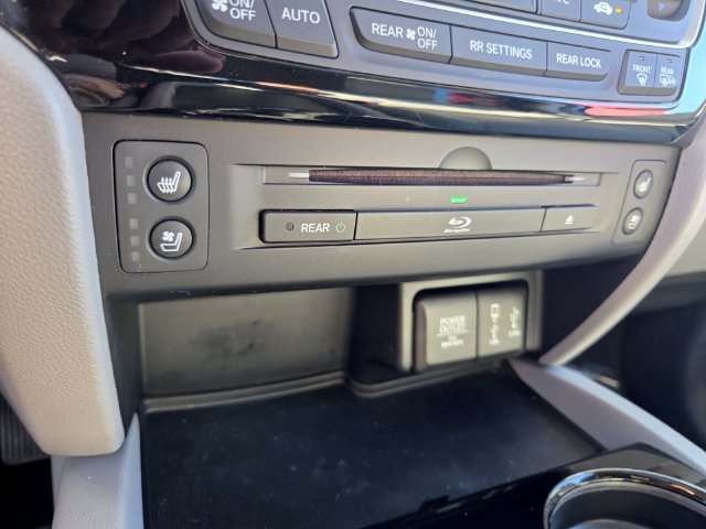 Used 2018 Honda Pilot Elite image 26