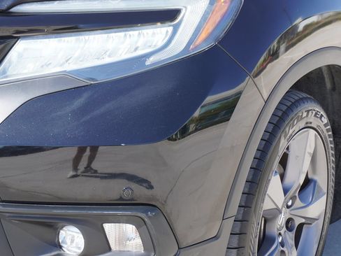 Used 2021 Honda Passport Touring image 2