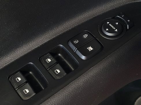 Used 2023 Kia Rio S FWD image 27