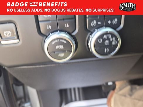 Used 2025 GMC Sierra 2500 AT4 w/ Max Trailering Package image 22