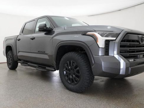New 2026 Toyota Tundra SR5 AWD/4WD image 32
