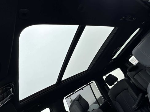 New 2026 Jeep Grand Wagoneer Summit AWD/4WD image 14
