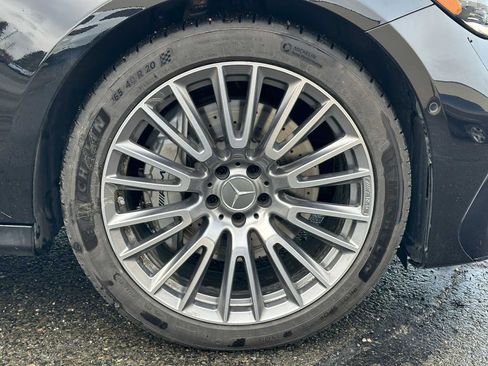 Used 2025 Mercedes-Benz E 53 AMG e 4MATIC Sedan image 9