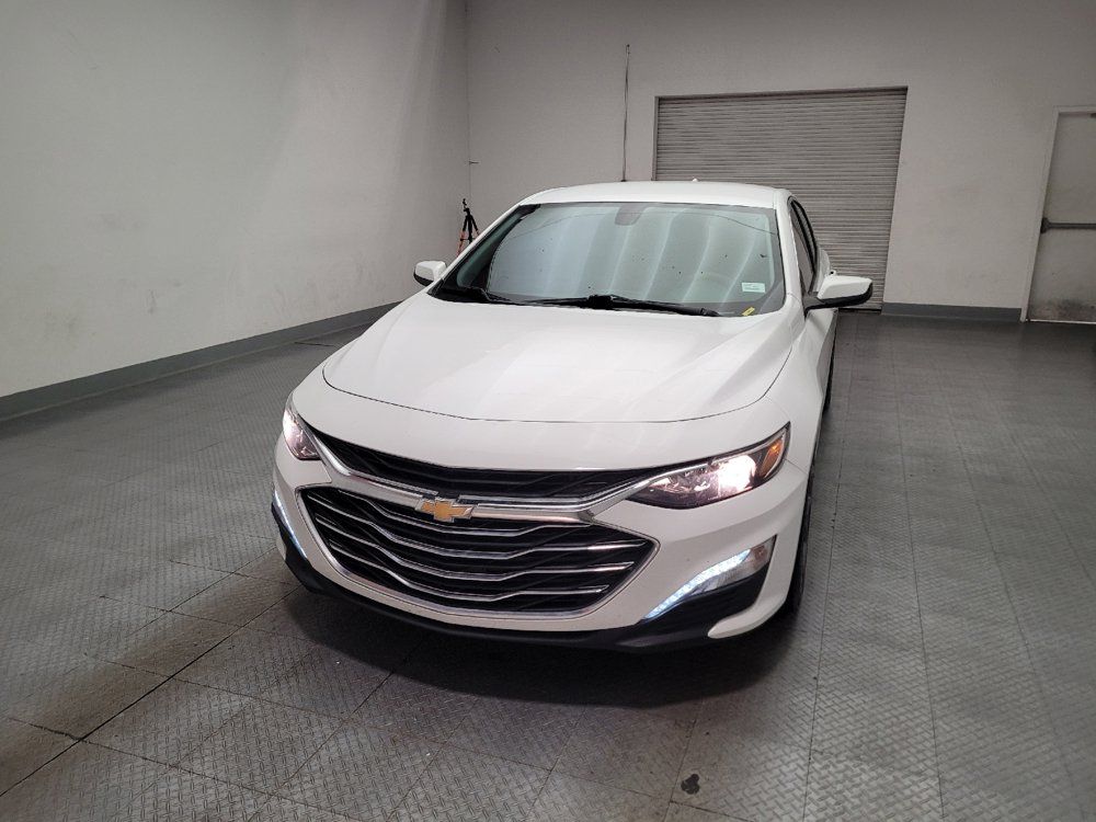 Used 2022 Chevrolet Malibu LT FWD image 15