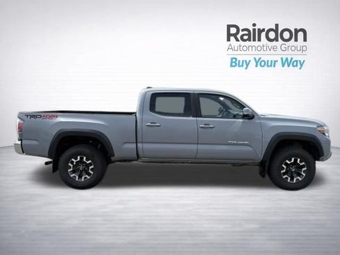 Used 2021 Toyota Tacoma TRD Off-Road AWD/4WD image 8