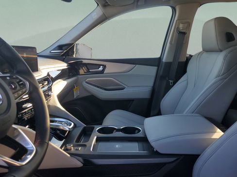 Certified 2026 Acura MDX FWD w/ Technology Package image 22