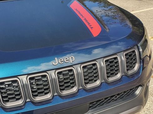 New 2026 Jeep Compass Trailhawk w/ Trailer Tow Group AWD/4WD image 29