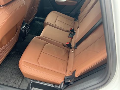 Certified 2025 Audi Q3 2.0T Premium Plus w/ Premium Plus Package image 57