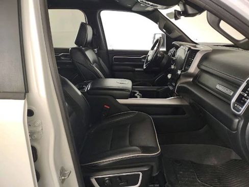 Used 2023 RAM 1500 Laramie image 16