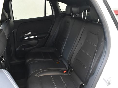 Used 2021 Mercedes-Benz GLA 35 AMG 4MATIC image 27