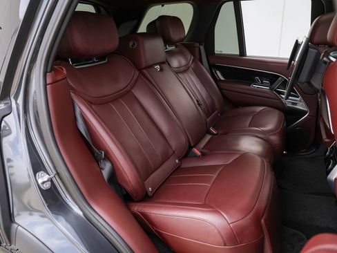 Used 2023 Land Rover Range Rover Autobiography AWD/4WD image 30