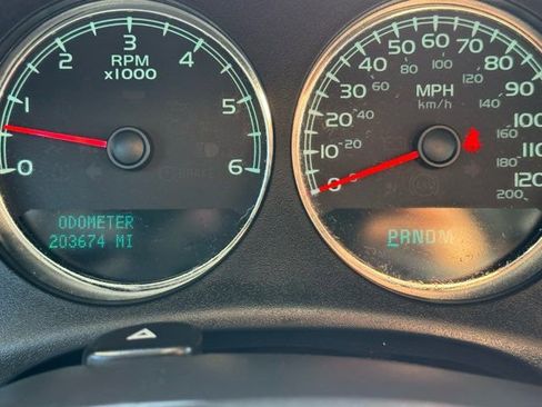 Used 2013 Chevrolet Avalanche LTZ image 12