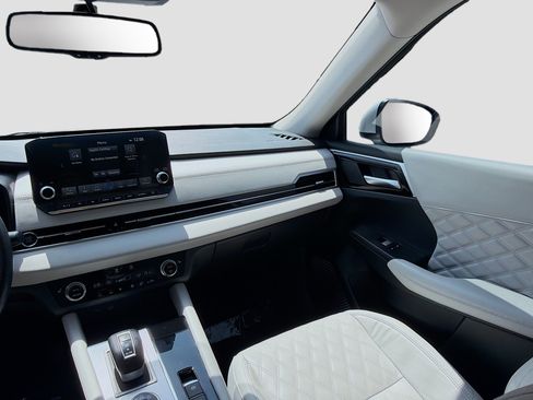 Used 2024 Mitsubishi Outlander SEL FWD image 19