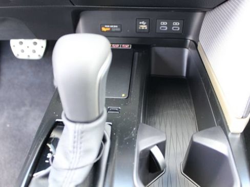 Certified 2026 Toyota Camry SE FWD image 21