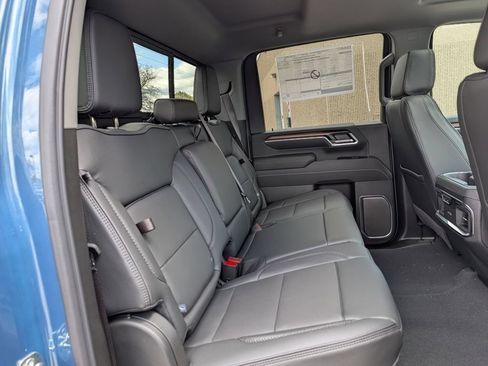 New 2026 GMC Sierra 3500 Denali w/ Denali Reserve Package AWD/4WD image 36