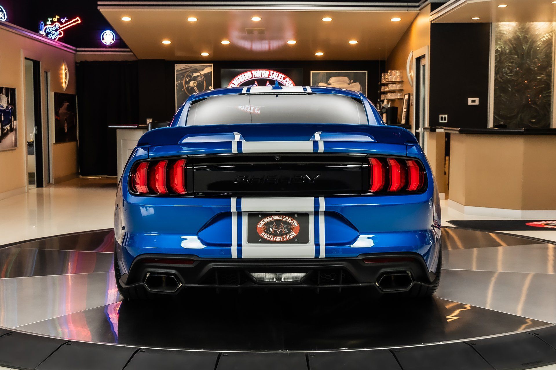 Used 2021 Ford Mustang GT Premium w/ Equipment Group 401A RWD image 14