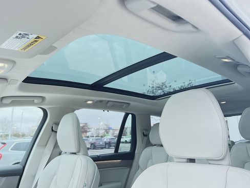 New 2026 Volvo XC90 T8 Ultra w/ Lounge Package image 24