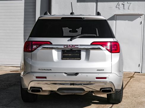 Used 2019 GMC Acadia Denali w/ Technology Package image 11
