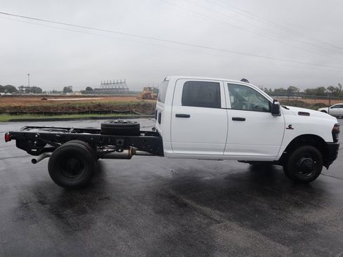 New 2026 RAM 3500 Tradesman image 3