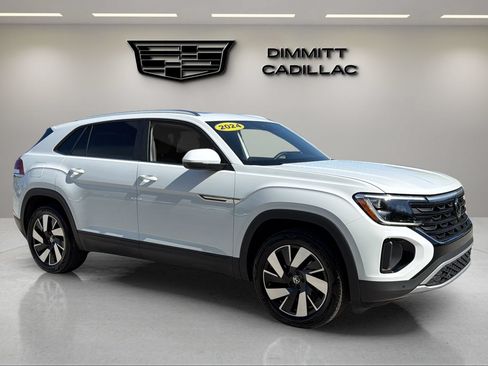 Used 2024 Volkswagen Atlas Cross Sport SE FWD image 7