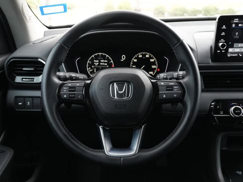 Used 2025 Honda Pilot Touring image 21