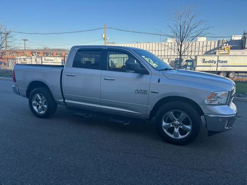 Used 2018 RAM 1500 Big Horn AWD/4WD image 10