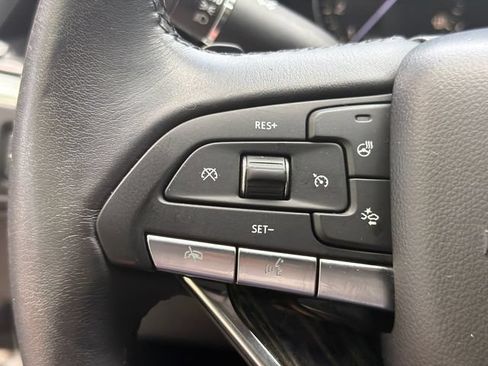 Used 2020 Cadillac XT6 Premium Luxury FWD image 26