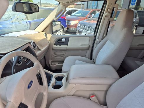 Used 2004 Ford Expedition XLT RWD image 36
