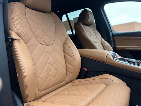New 2026 BMW X5 xDrive40i w/ M Sport Package AWD/4WD image 24