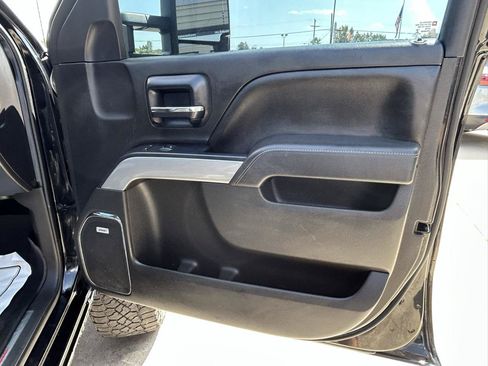Used 2014 Chevrolet Silverado 1500 LTZ Z71 AWD/4WD image 16