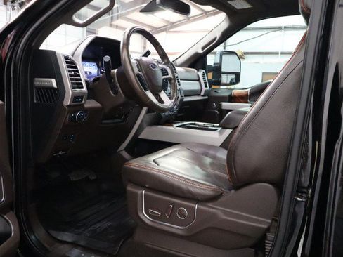 Used 2017 Ford F250 King Ranch w/ King Ranch Ultimate Package AWD/4WD image 41