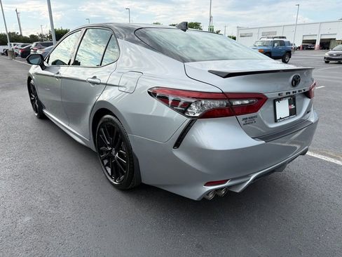 Used 2022 Toyota Camry XSE FWD image 4
