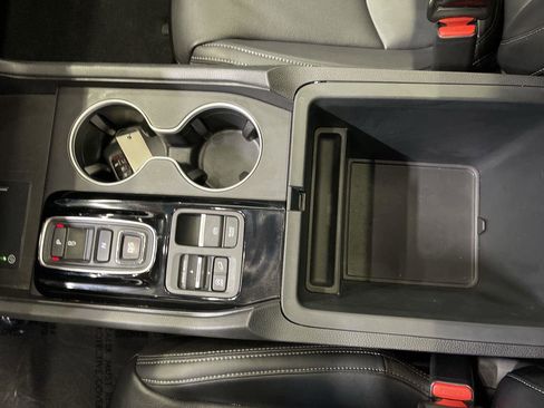 Used 2023 Honda Pilot Touring image 21